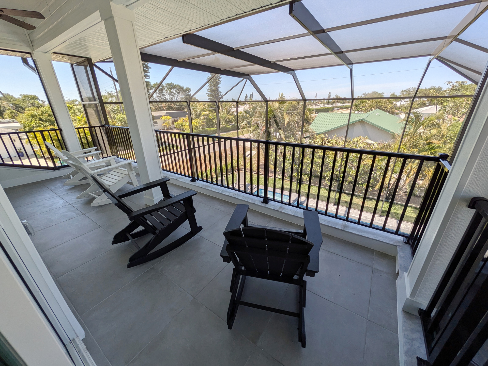 Second fl bdr4 balcony 00