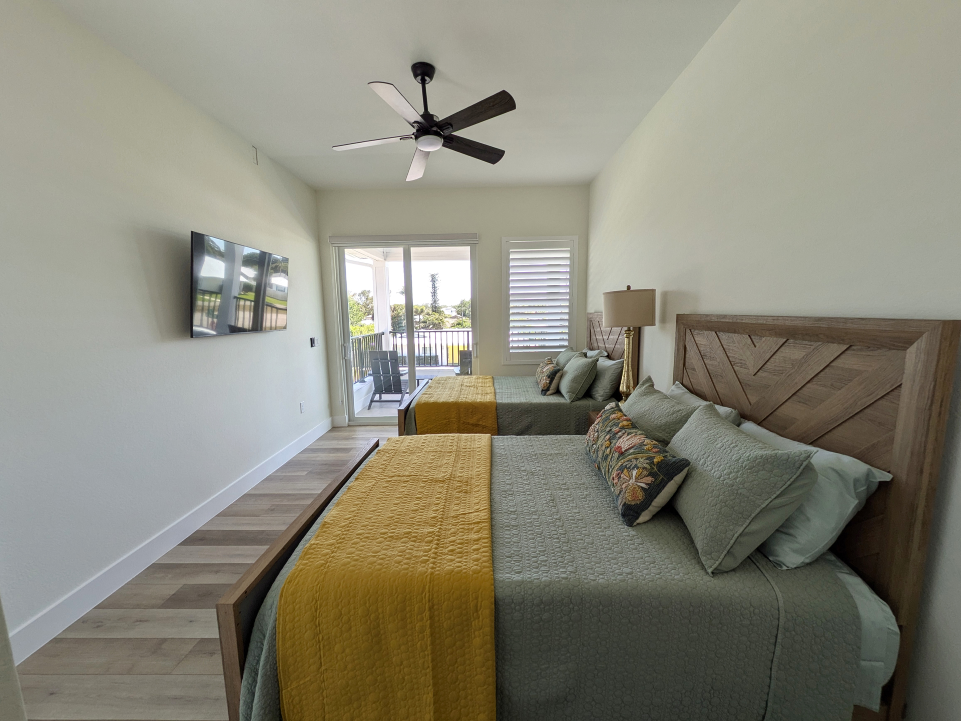 Second fl bedroom3 00